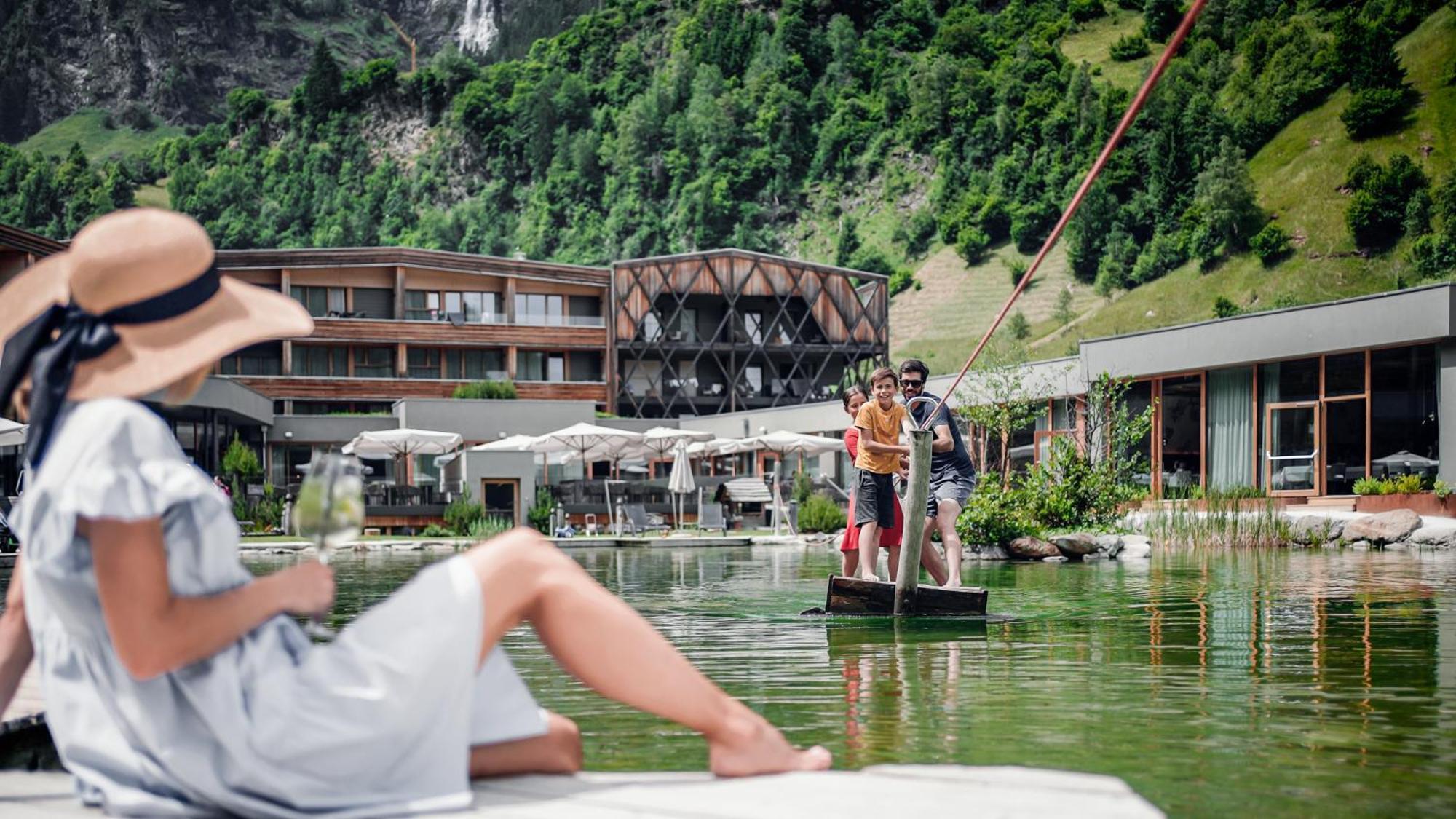 Feuerstein Nature Family Resort Colle Isarco Ngoại thất bức ảnh